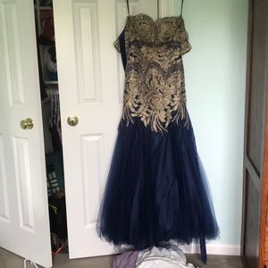 Prom dress